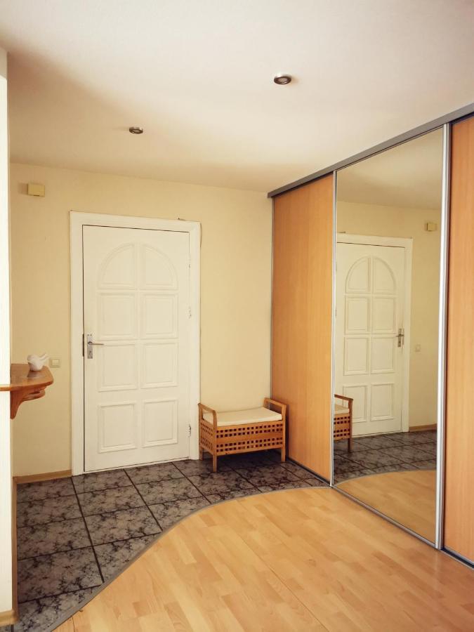 Amber Apartment Liepaja Exterior photo